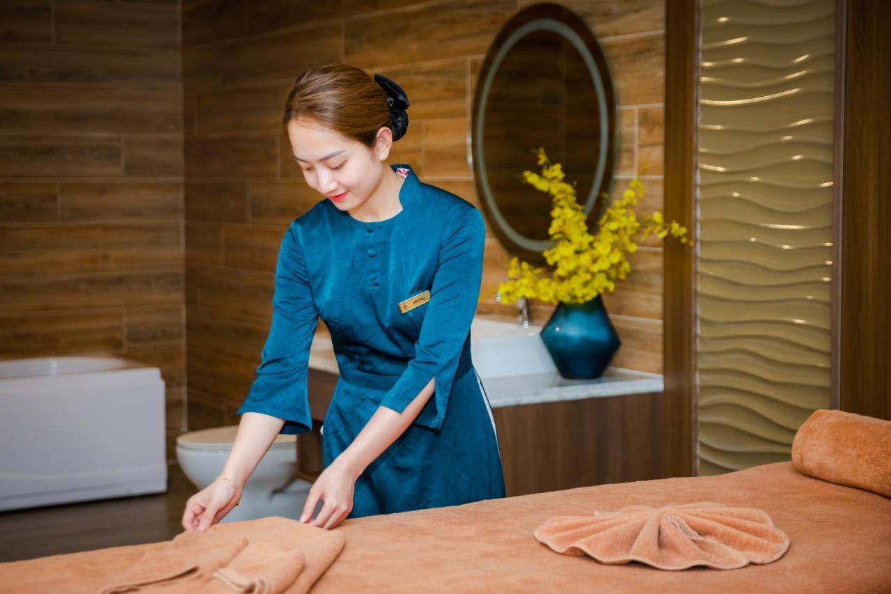 Muong Thanh Luxury Ha Long Centre Hotel Exterior photo